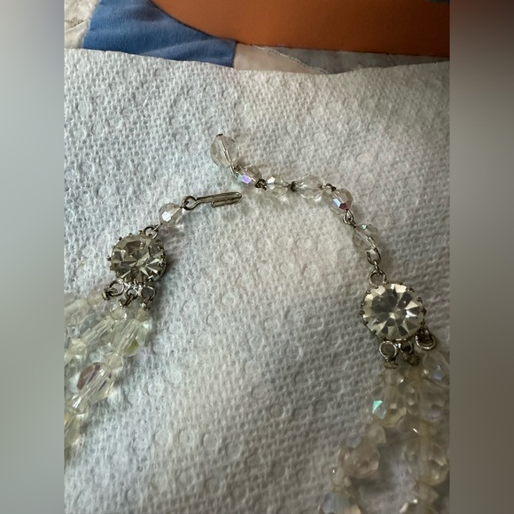 Vintage Aurora Borealis Three Strand Faceted Crystal Beaded Necklace - Picture 2 of 4